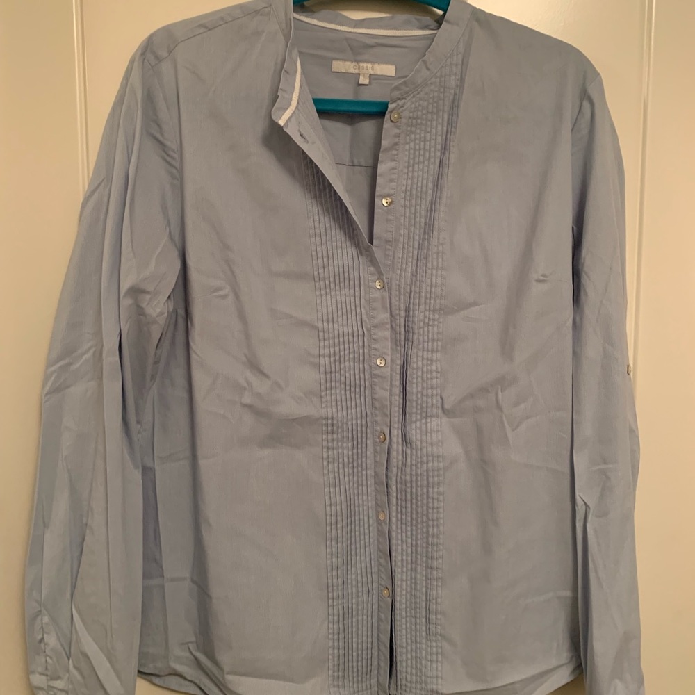 Cassis Collarless Blouse